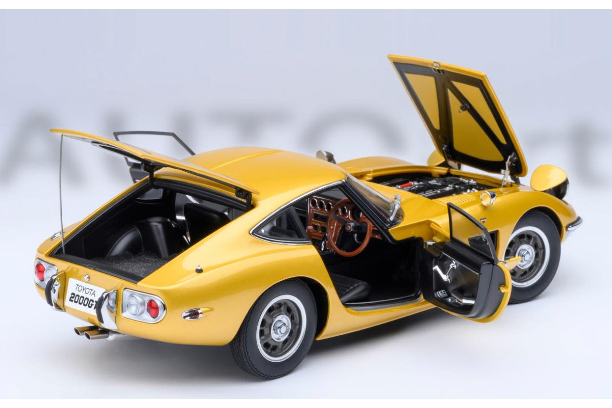 Toyota 2000 GT - gold 1:18 – Thomas Langejürgen