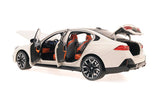 BMW i5 2023 - White Metallic 1:18