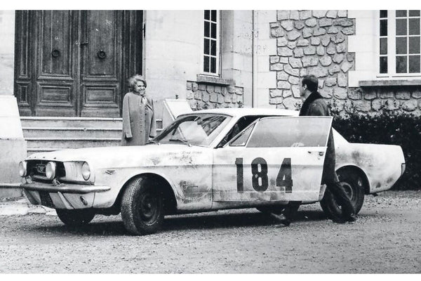 Ford Mustang Coupe (1965) - Film Auto “A Man and a Woman” 1:18