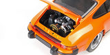 PORSCHE 911 CARRERA COUPE 3.2 1983 - Orange 1:18