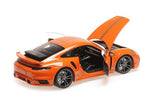 Porsche 911 (992) Turbo S coupé sport design 2021 – orange 1:18