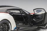 Aston Martin Vulcan 2015 - stratus white with blue 1:18