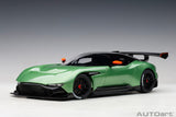 Aston Martin Vulcan 2015 - apple tree green metallic 1:18