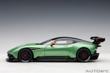Aston Martin Vulcan 2015 - apple tree green metallic 1:18