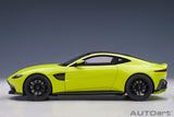 Aston Martin Vantage 2019 - lime essence 1:18