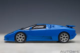 Bugatti EB110 SS (1991) - racing blue 1:18