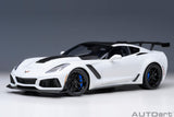 Chevrolet Corvette C7 ZR1 2019 - arctic white 1:18
