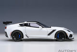 Chevrolet Corvette C7 ZR1 2019 - arctic white 1:18