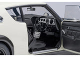 Nissan Skyline 2000 GT-R SPEZ (KPGC110) Tuned Version - white 1:18