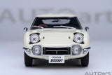 Toyota 2000GT 1967 - white 1:18