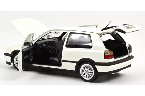 VW Golf GTI 1996 - Candy White 1:18