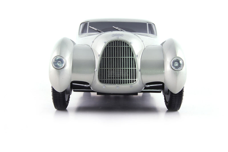 Auto Union-Porsche Typ 52 Sport-Limousine - silver met. 1:18