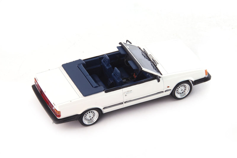 Volvo 760 GLE Mellberg - white 1:43