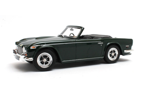 Triumph TR5 P.I. (1967-1968) - green 1:18