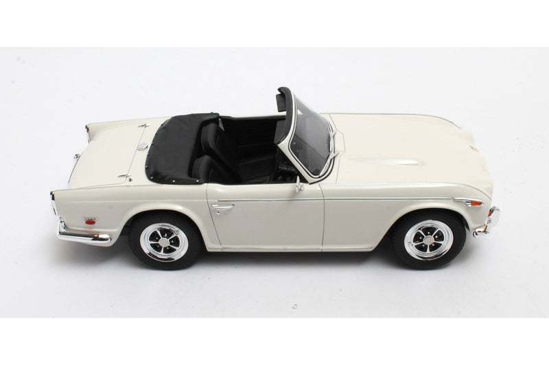 Triumph TR5 P.I. (1967-1968) - white 1:18