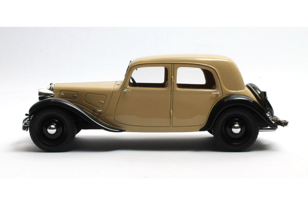 Citroen Traction Avant 7CV (1934) - beige / black 1:18