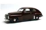 Volvo PV444 (1952) - maroon 1:18