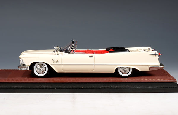 1957 Imperial Crown Convertible (open roof) -  desert beige 1:43