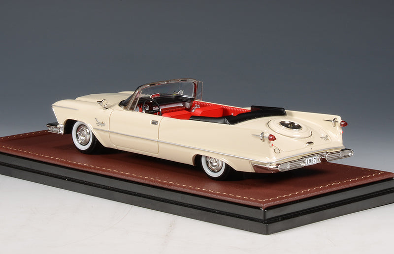 1957 Imperial Crown Convertible (open roof) -  desert beige 1:43