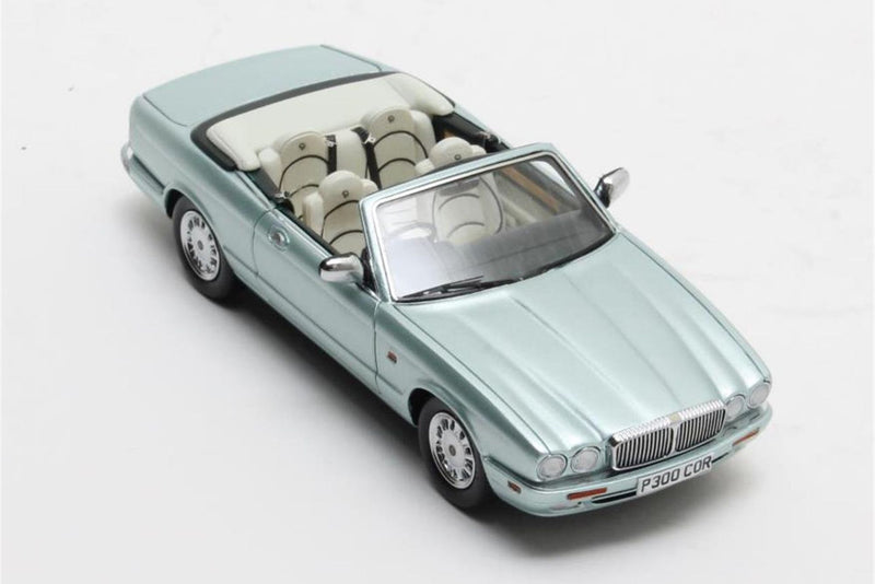 Daimler Corsica Concept 1995 - light blue met. 1:43