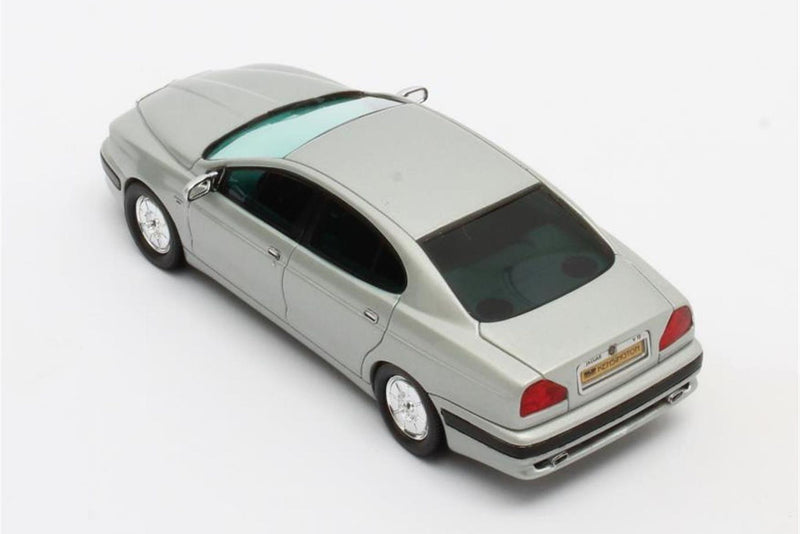 Jaguar V12 Kensington Italdesign Concept 1990 - silver met. 1:43