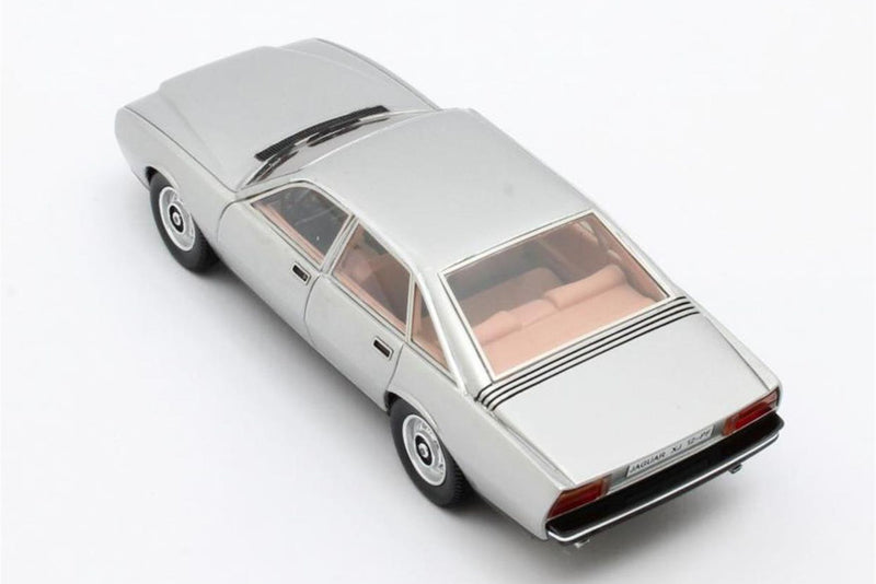 Jaguar XJ 12-PF Pininfarina 1973 - silver met. 1:43