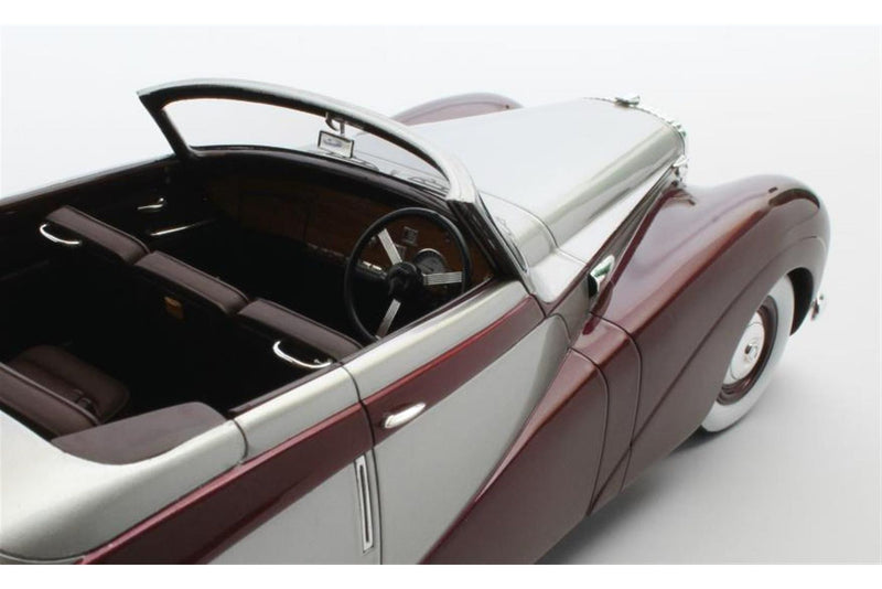 Daimler DE36 Hooper "Green Goddess" 1953 - maroon / silver 1:18