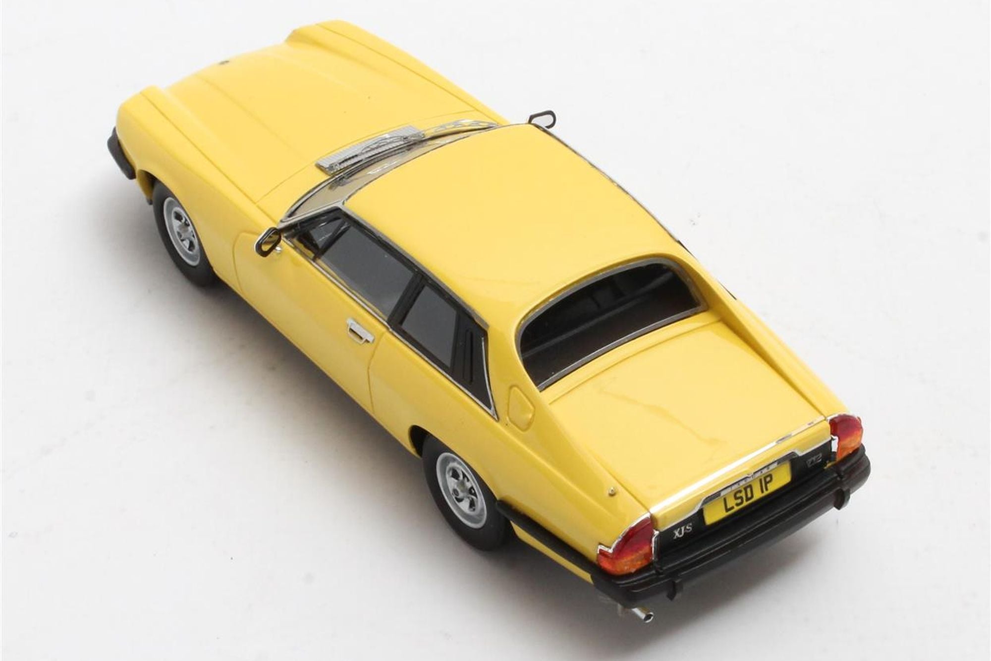 Jaguar XJ-S (1975-1981) - yellow 1:43 – Thomas Langejürgen