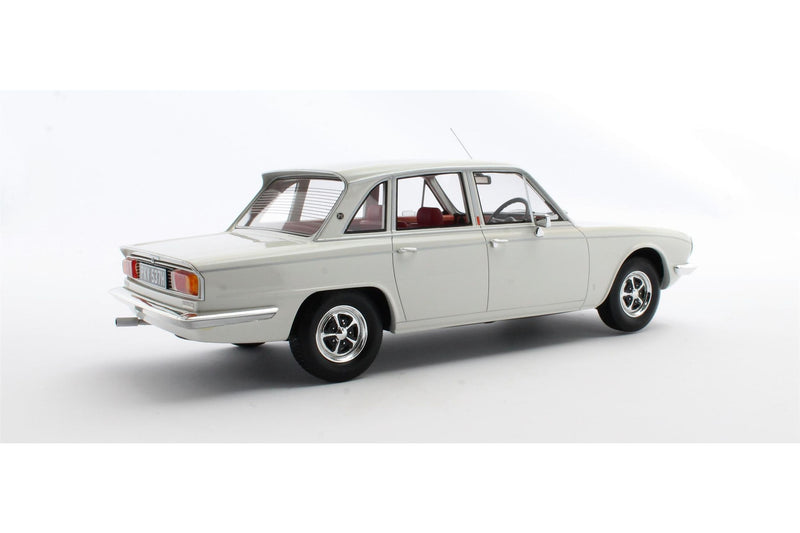 Triumph 2500 P.I. (1969-1977) - white 1:18