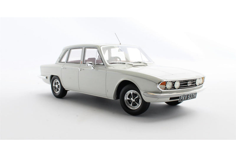 Triumph 2500 P.I. (1969-1977) - white 1:18