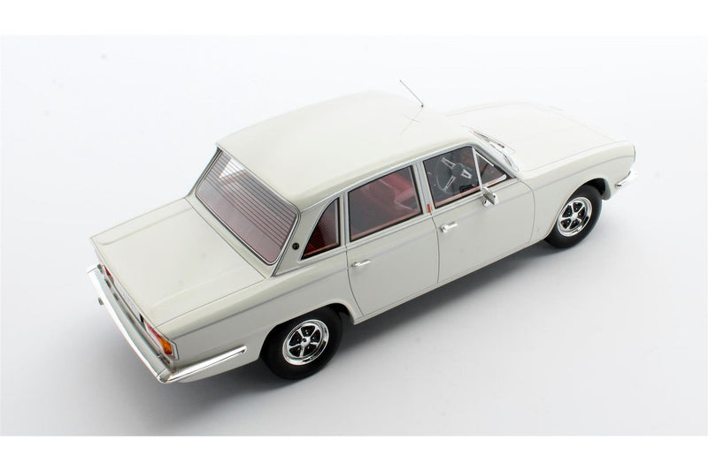 Triumph 2500 P.I. (1969-1977) - white 1:18