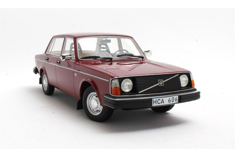 Volvo 244DL (1975) - red 1:18