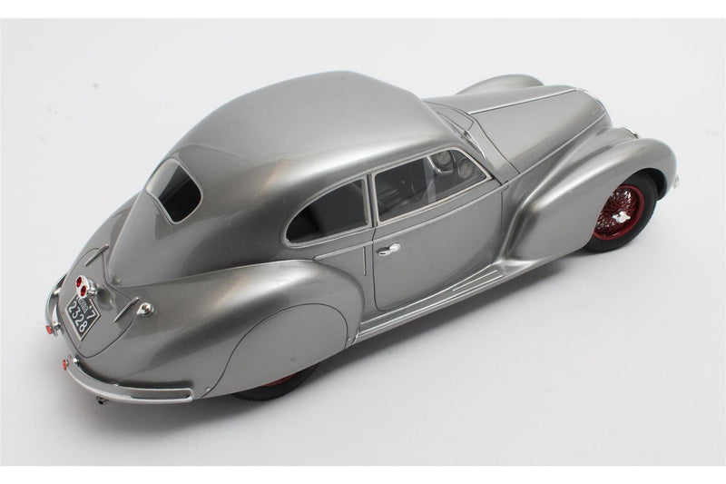 Alfa Romeo 6C 2500S Berl. T. (1939) - silver 1:18