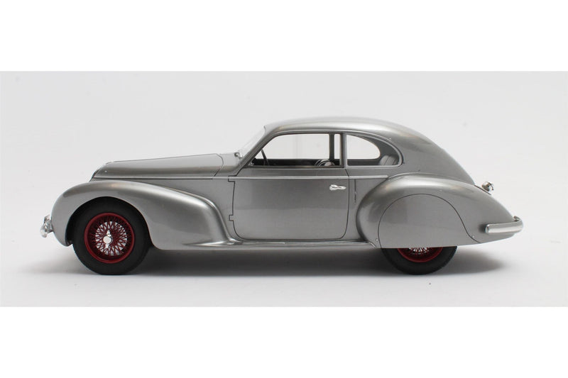 Alfa Romeo 6C 2500S Berl. T. (1939) - silver 1:18