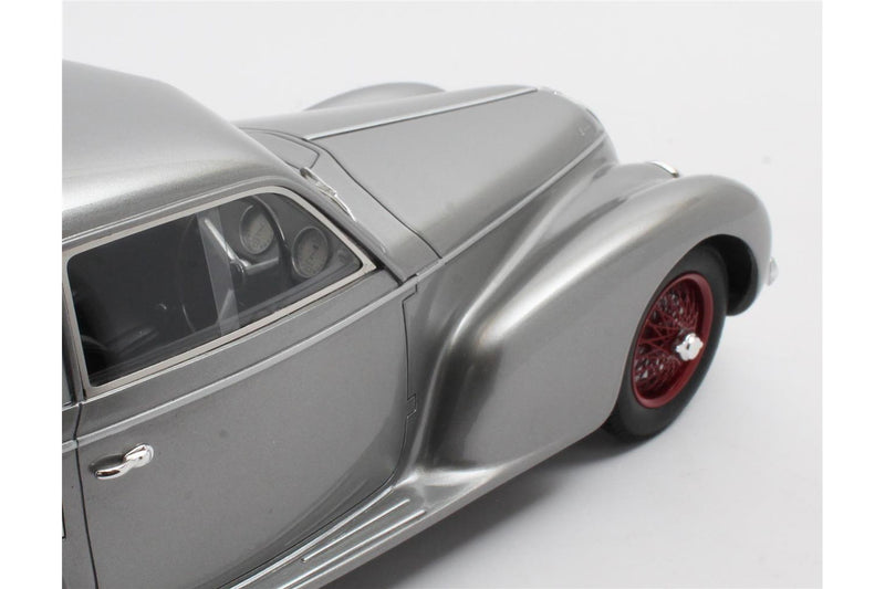 Alfa Romeo 6C 2500S Berl. T. (1939) - silver 1:18