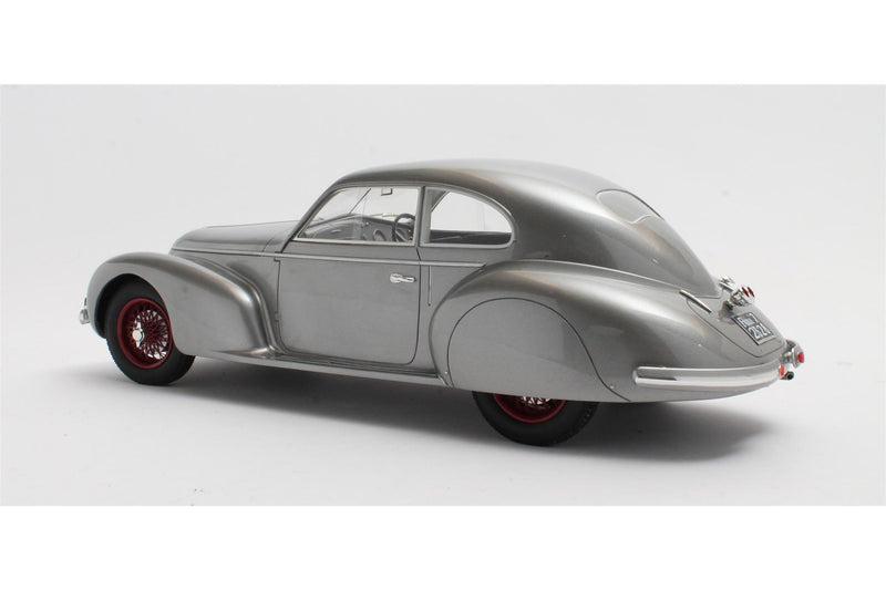 Alfa Romeo 6C 2500S Berl. T. (1939) - silver 1:18