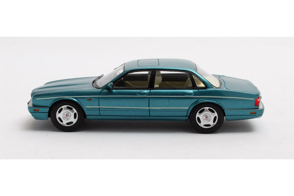 Jaguar XJR X300 green 1:43