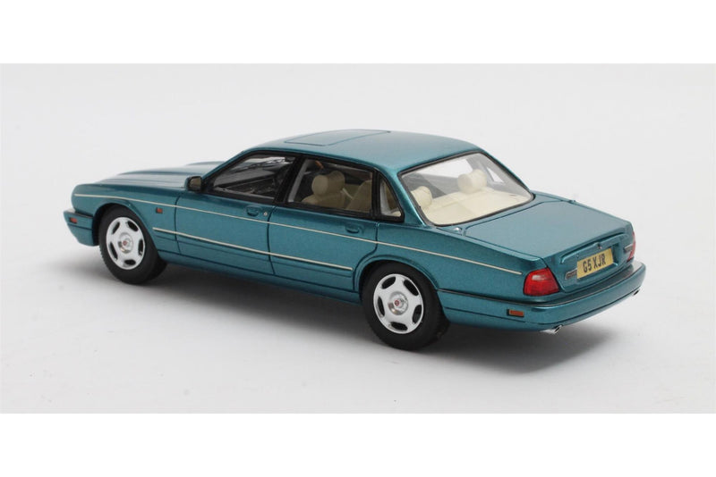Jaguar XJR X300 green 1:43