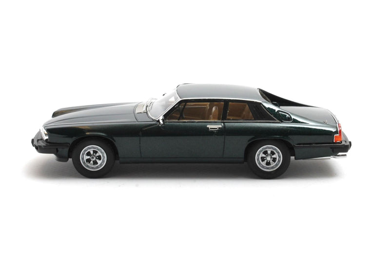 Jaguar XJ-S (1975-1981) - racing green met. 1:43