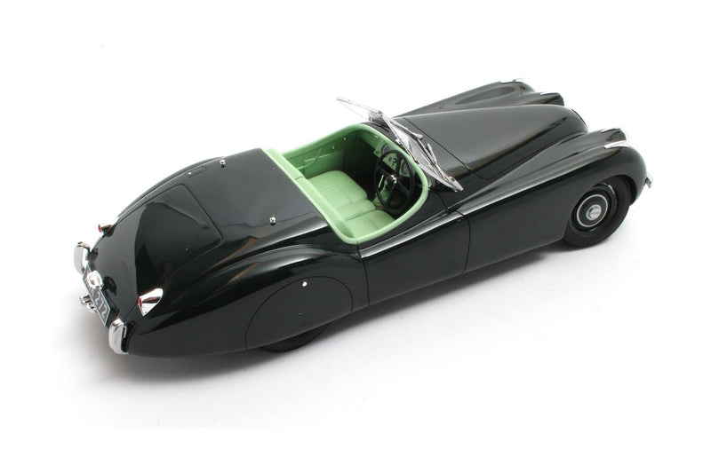 Jaguar XK120 OTS 1948 - green 1:18