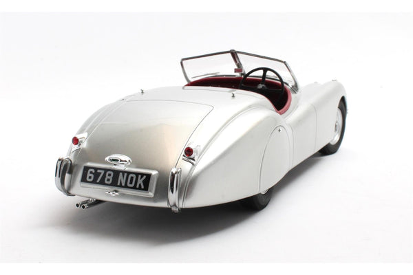 Jaguar XK120 OTS 1948 - silver 1:18