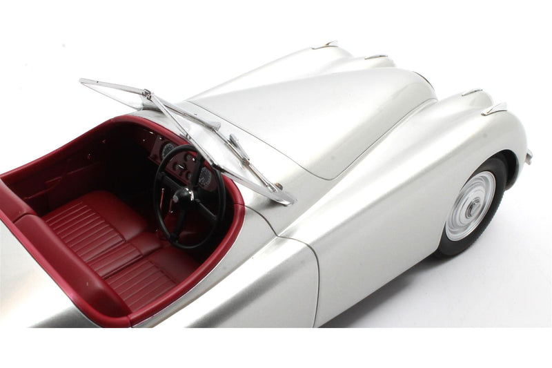 Jaguar XK120 OTS 1948 - silver 1:18