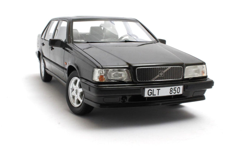 Volvo 850 GLT (1991-1994) - dark grey metallic 1:18