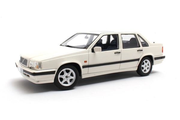 Volvo 850 GLT (1991-1994) - white 1:18