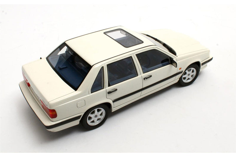 Volvo 850 GLT (1991-1994) - white 1:18