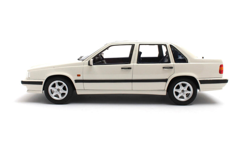 Volvo 850 GLT (1991-1994) - white 1:18