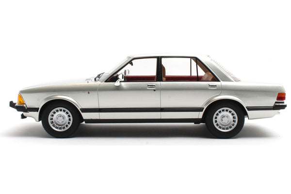 Ford Granada 2.8 Ghia (1978) - silver met. 1:18