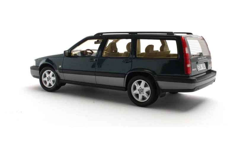 Volvo V70 XC Cross Country (1996-1999) - blue green metallic 1:18