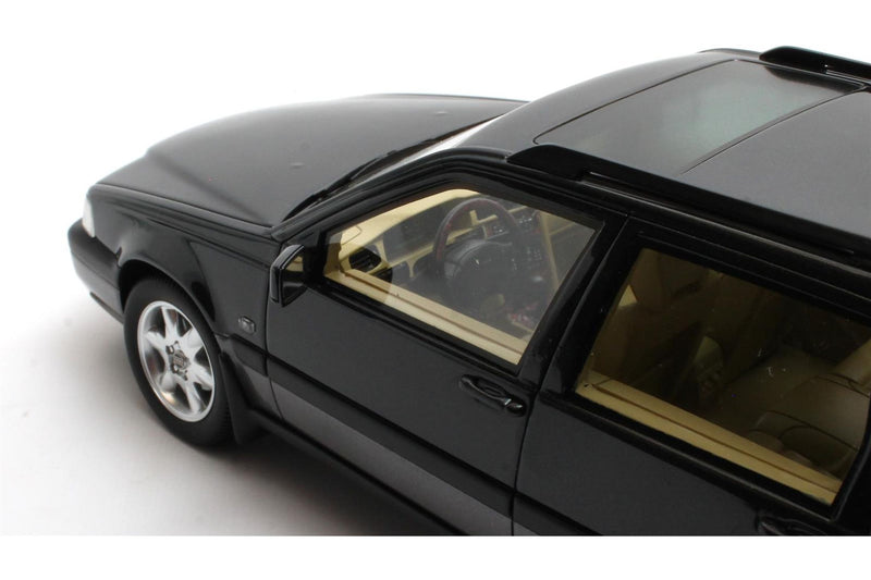 Volvo V70 XC Cross Country (1996-1999) - black 1:18