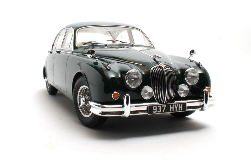 Jaguar MKII 1959 - British racing green 1:12